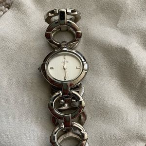 Quartz women’s watch